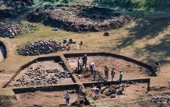 Historien et archéologue Sergueï Polin