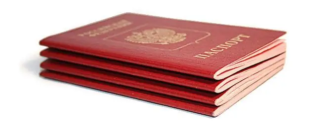 Mga bagong pasaporte para sa mga holiday sa tag-init