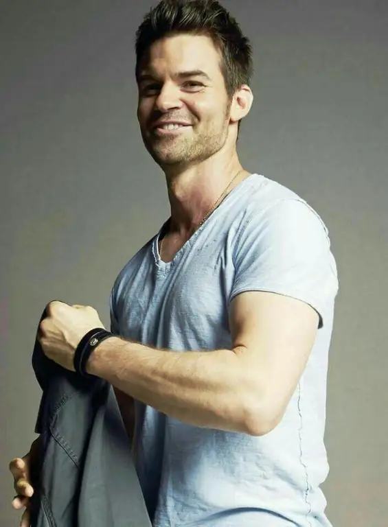 Daniel Gillies