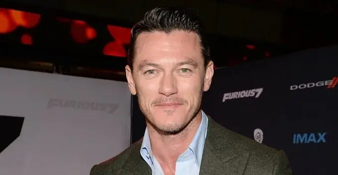 Näitleja Luke Evans