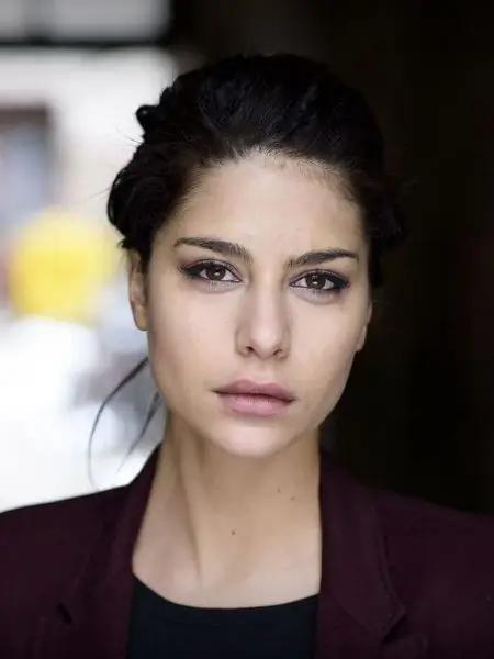 Atriz Nadia Hilker