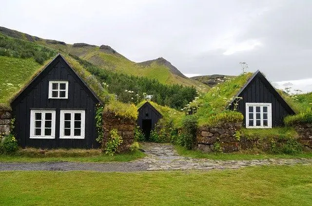 Nước Iceland