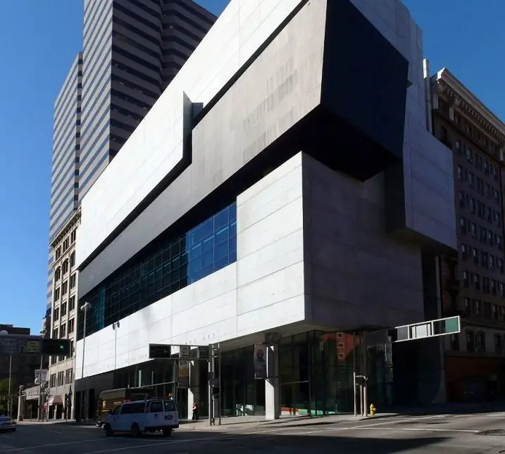Rosenthal Center for Contemporary Art i Cincinnati, USA (åpnet i 2003) Rosenthal Center for Contemporary Art i Cincinnati, USA (åpnet i 2003)