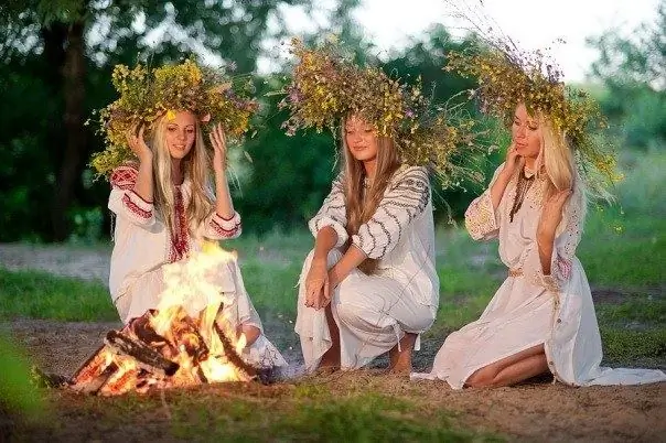 Ist es notwendig, die Traditionen der Vorfahren zu beachten?