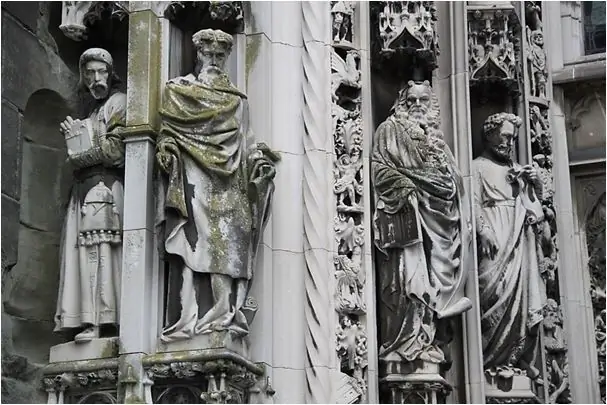 Sculpturen van middeleeuwse kathedralen - Bijbel in steen