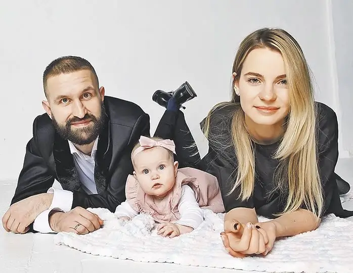 Ivan Dobronravov with his family