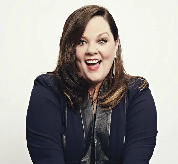 Melissa Ann McCarthy (b. Lub Yim Hli 26, 1970)