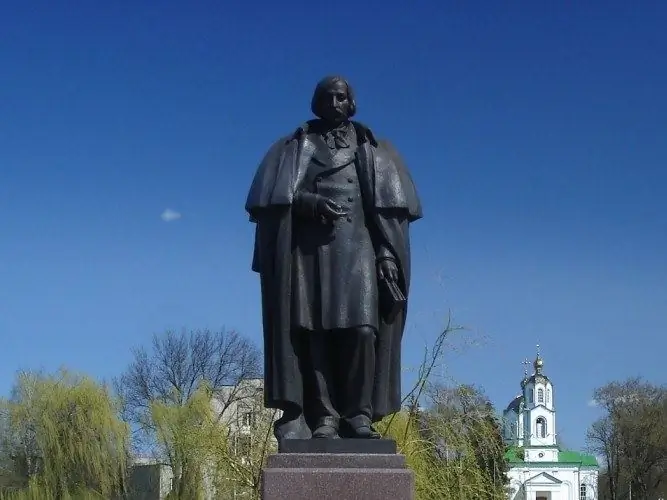 Monument til N. V. Gogol